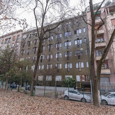 The Best Rent - Gorgeous One-Bedroom Apartment In Ticinese Milan Exterior photo