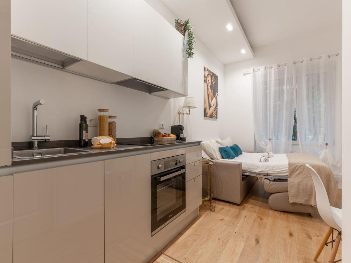 The Best Rent - Gorgeous One-Bedroom Apartment In Ticinese Milan Exterior photo